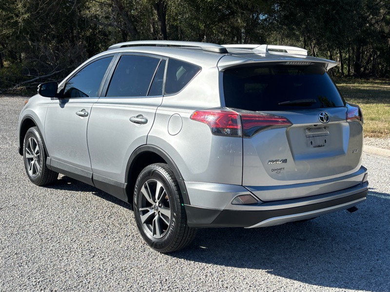 Toyota RAV4 XLE 2016