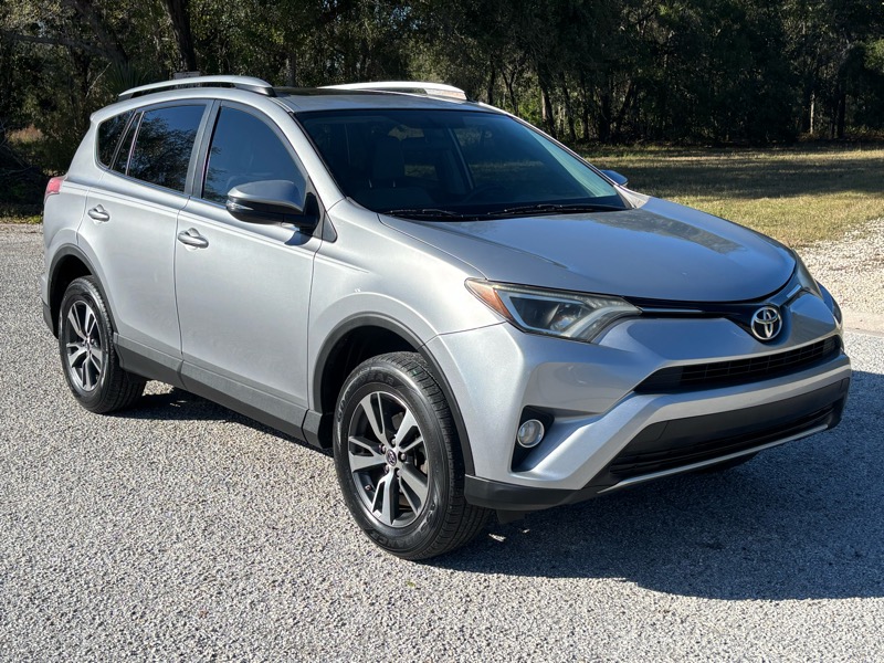 Toyota RAV4 XLE 2016