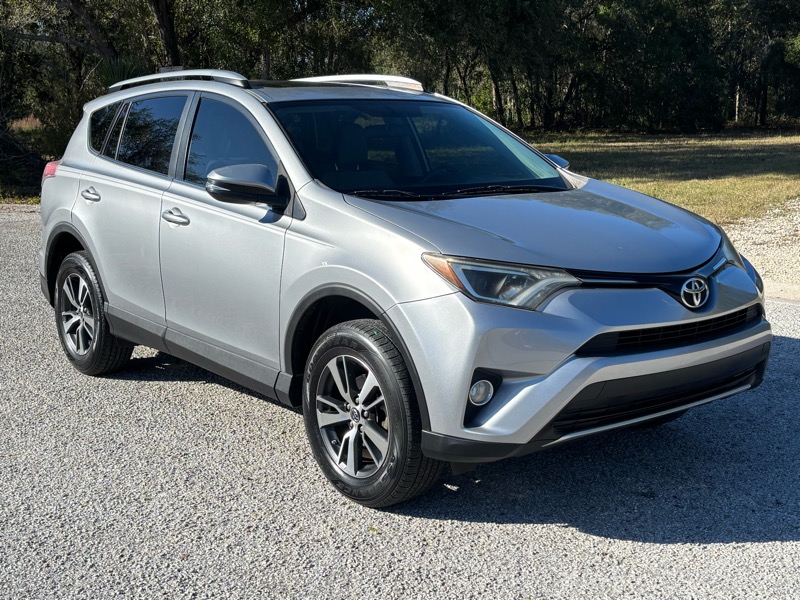 Toyota RAV4 XLE 2016