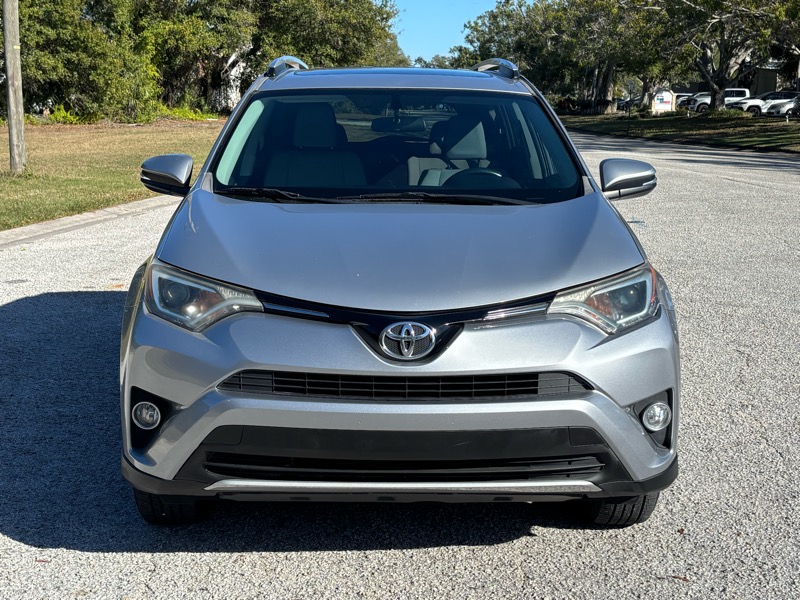 Toyota RAV4 XLE 2016