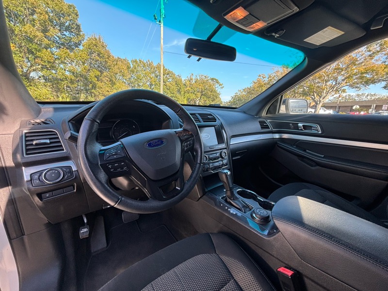 Ford Explorer XLT 4WD 2017