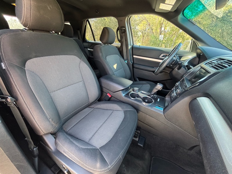 Ford Explorer XLT 4WD 2017