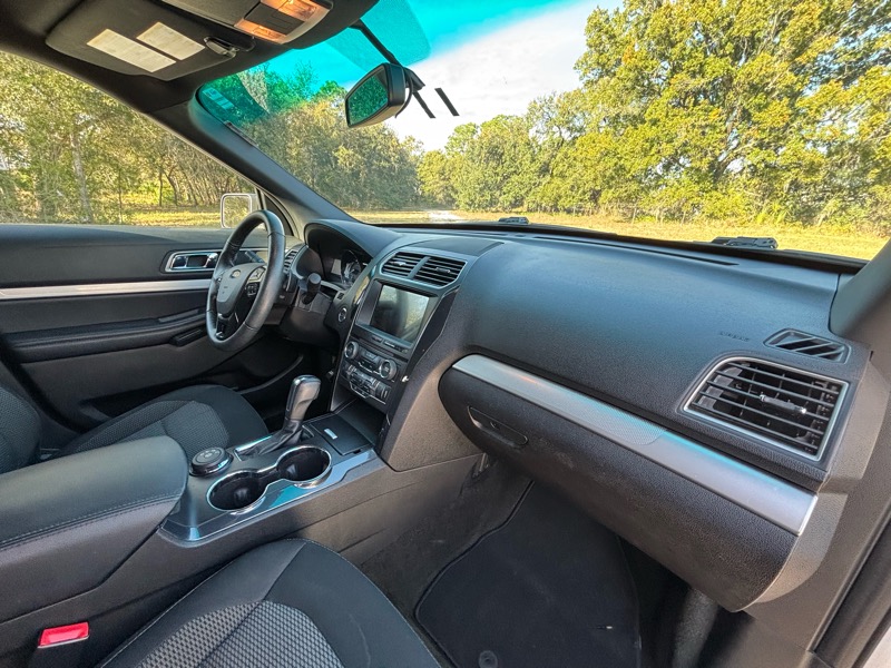 Ford Explorer XLT 4WD 2017