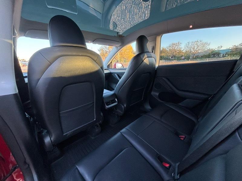 Tesla Model Y Long Range 2023