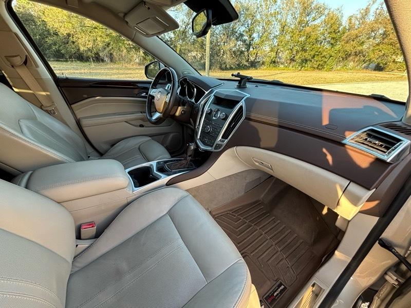 Cadillac SRX Luxury Collection 2010