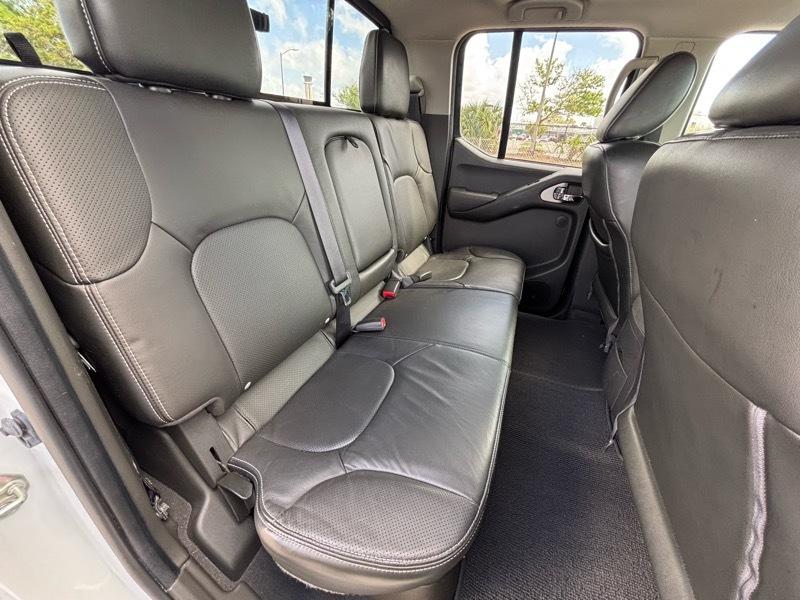 Nissan Frontier PRO-4X Crew Cab 4WD 2020