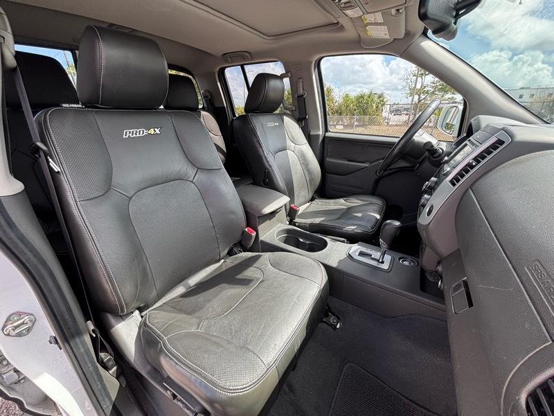 Nissan Frontier PRO-4X Crew Cab 4WD 2020