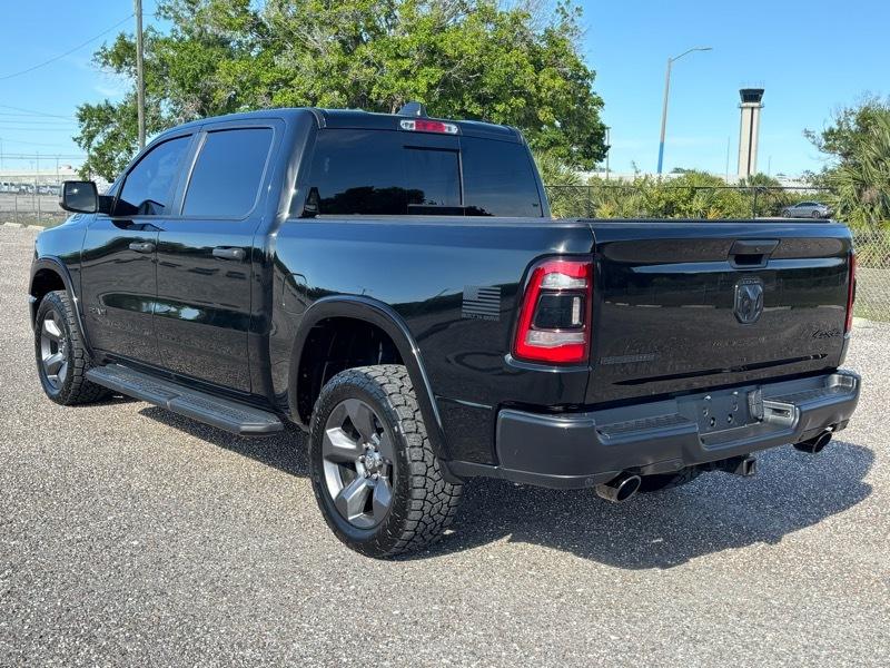 RAM 1500 Big Horn Crew Cab 4WD 2022