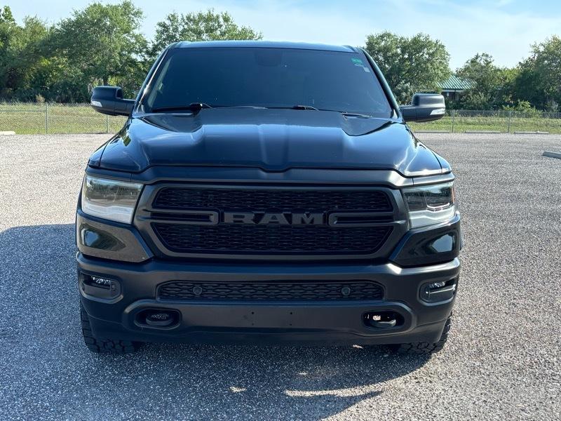 RAM 1500 Big Horn Crew Cab 4WD 2022
