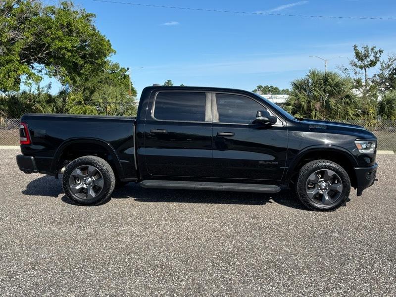 RAM 1500 Big Horn Crew Cab 4WD 2022