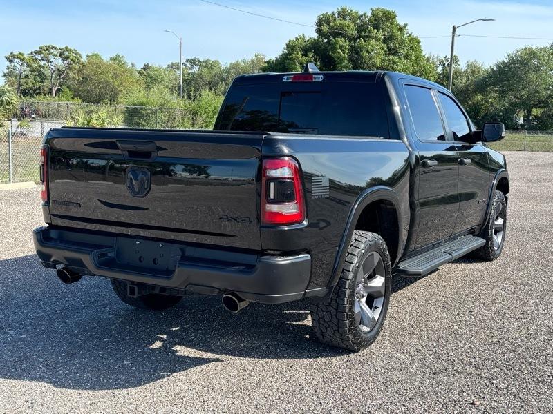 RAM 1500 Big Horn Crew Cab 4WD 2022