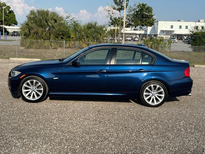 BMW 3-Series 328i 2011