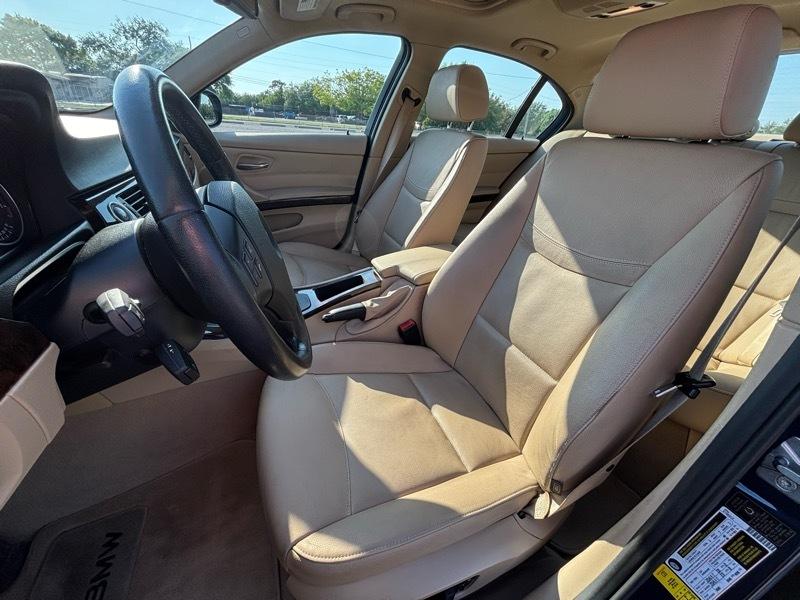 BMW 3-Series 328i 2011