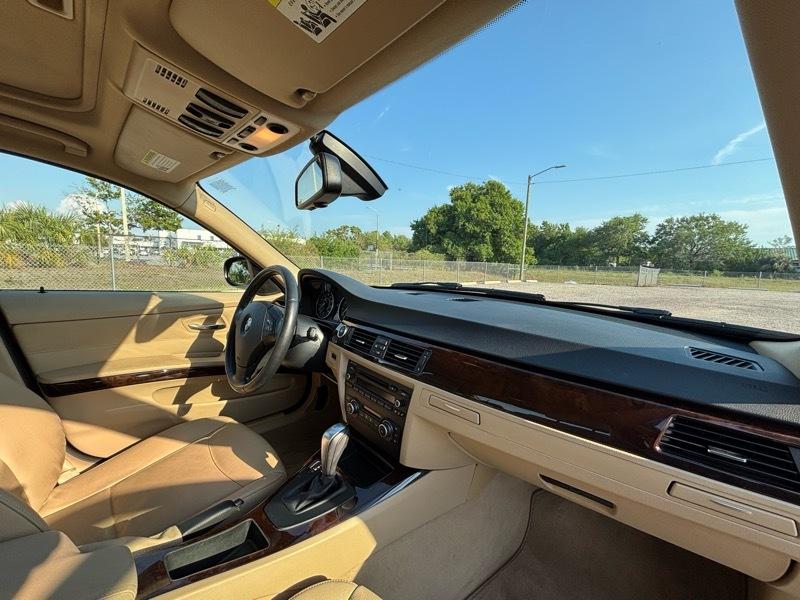 BMW 3-Series 328i 2011