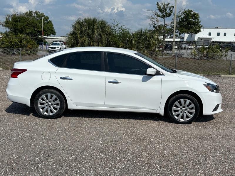 Nissan Sentra S 2019