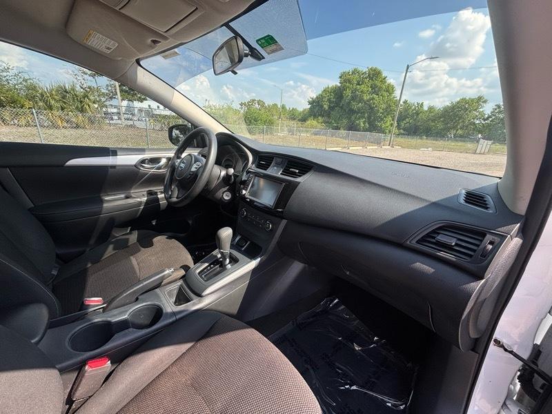 Nissan Sentra S 2019