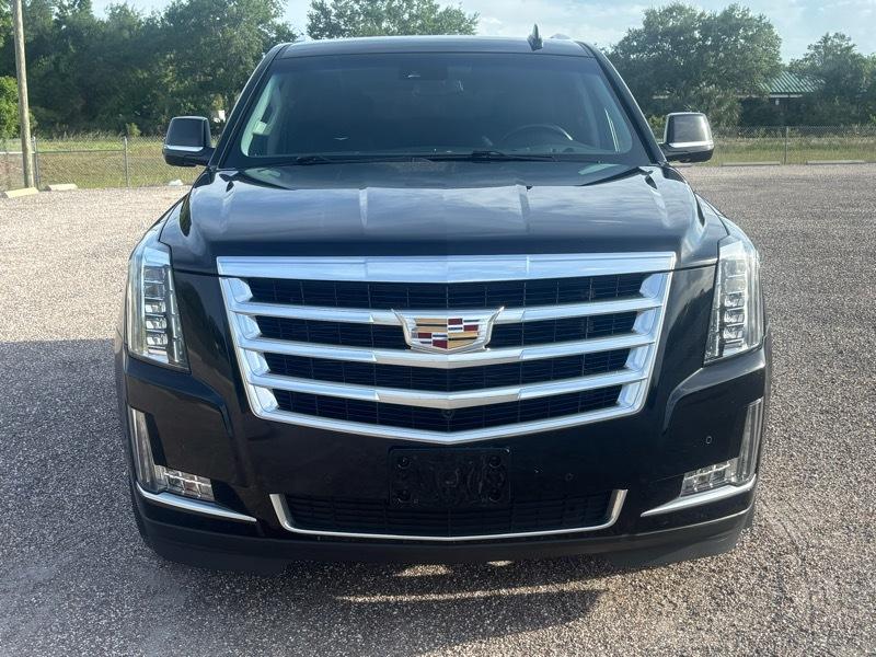 Cadillac Escalade Luxury 4WD 2017