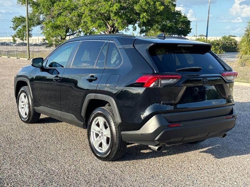 Toyota RAV4 XLE AWD 2019