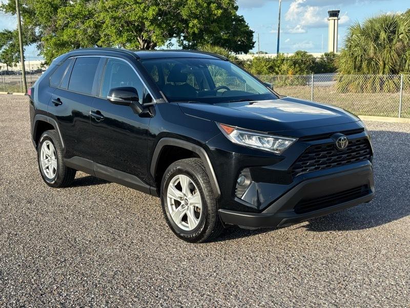 Toyota RAV4 XLE AWD 2019