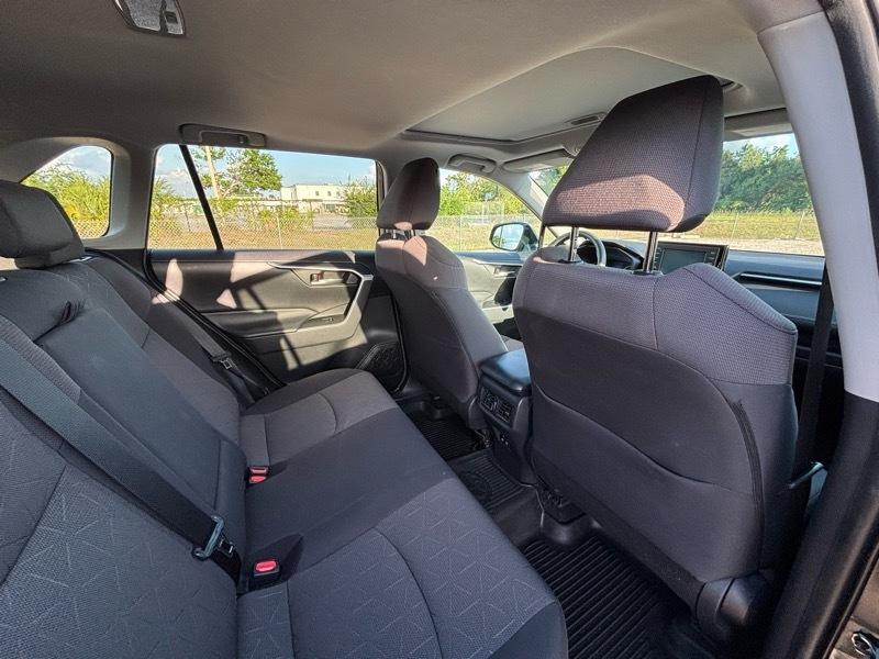 Toyota RAV4 XLE AWD 2019