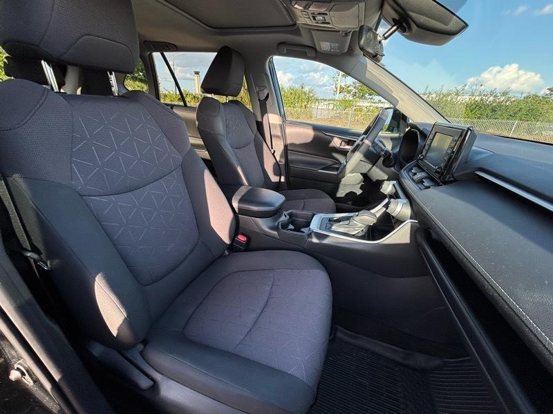 Toyota RAV4 XLE AWD 2019