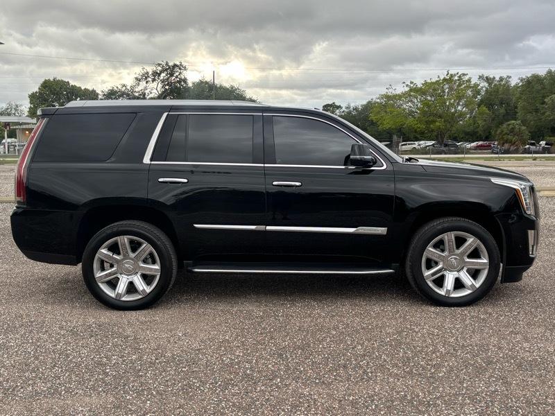 Cadillac Escalade Luxury 2017