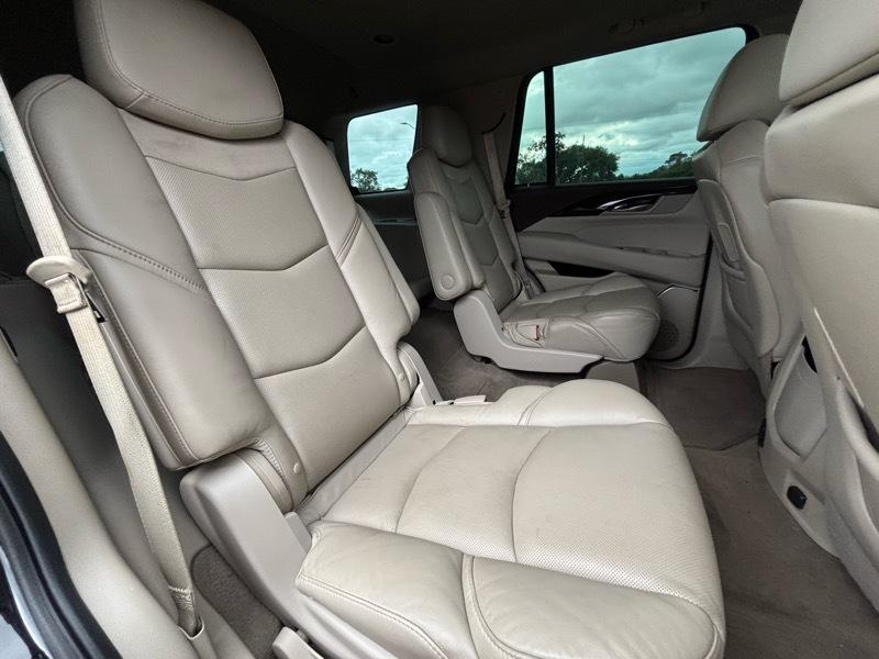 Cadillac Escalade Luxury 2017