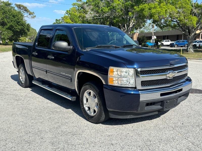 Chevrolet Silverado 1500 LS Crew Cab 2011