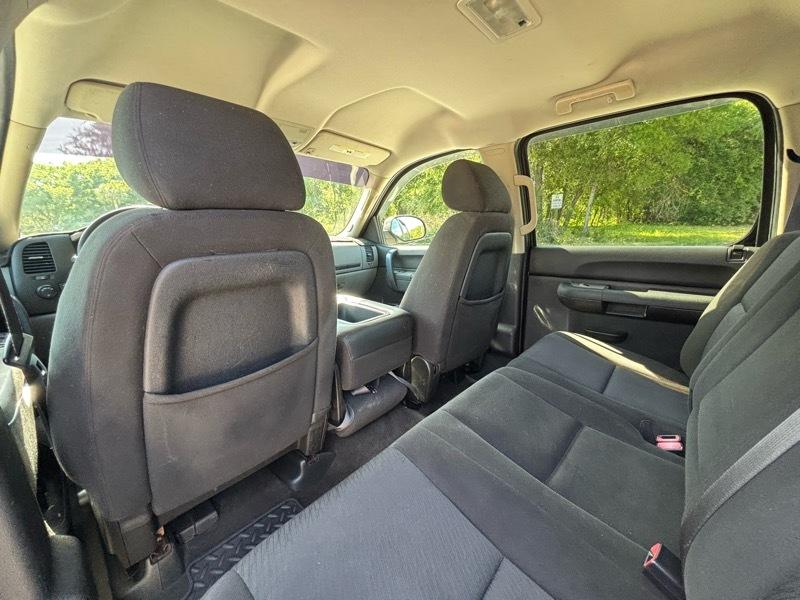 Chevrolet Silverado 1500 LS Crew Cab 2011