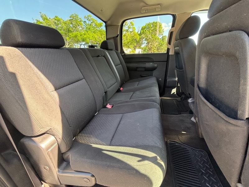 Chevrolet Silverado 1500 LS Crew Cab 2011