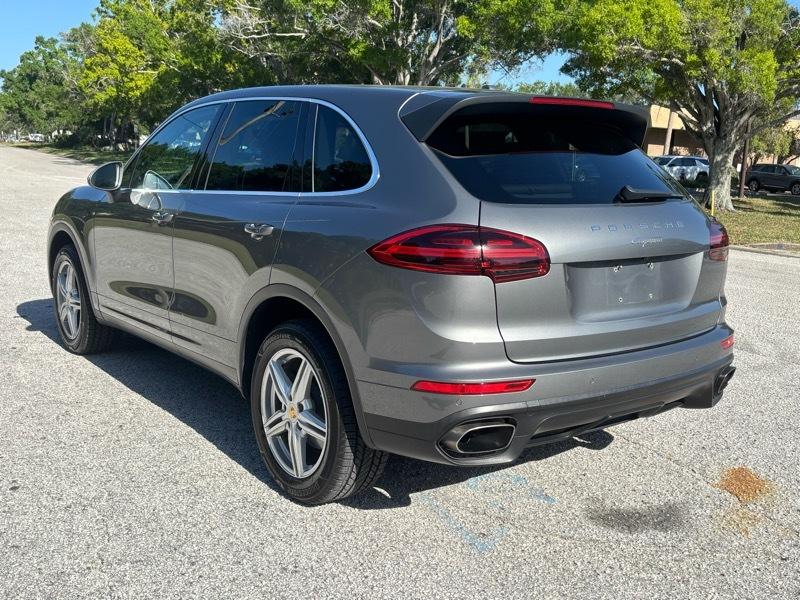 Porsche Cayenne  2018
