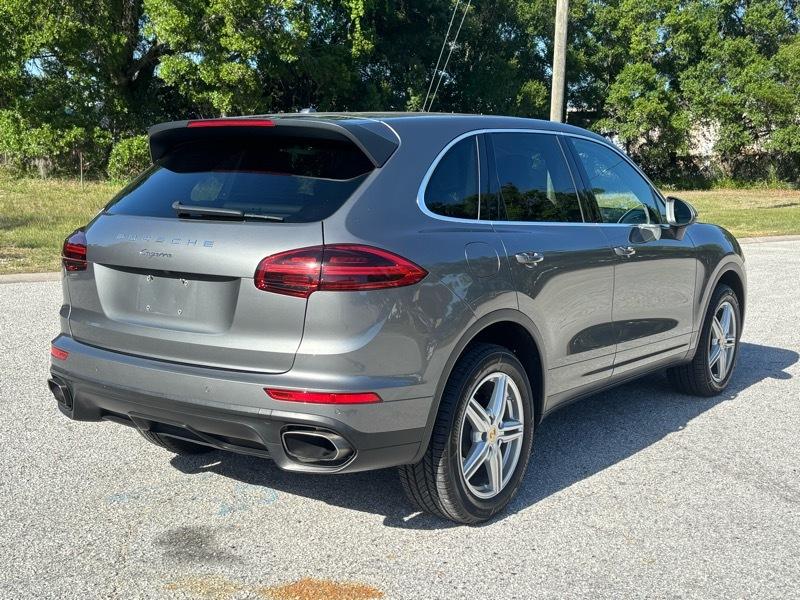 Porsche Cayenne  2018