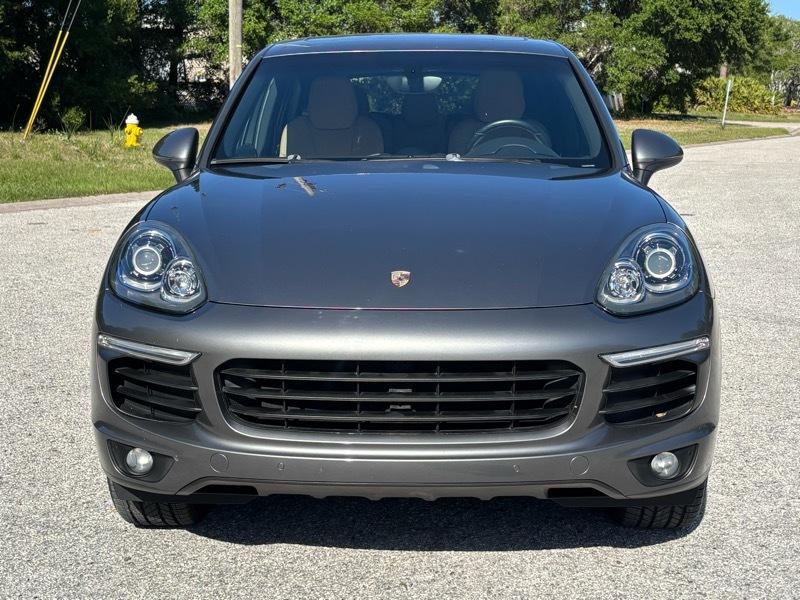 Porsche Cayenne  2018