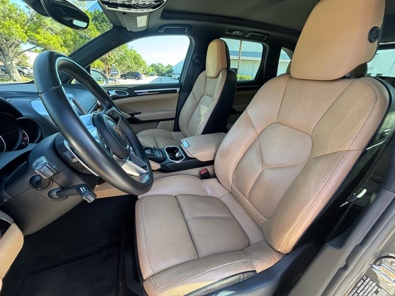 Porsche Cayenne  2018