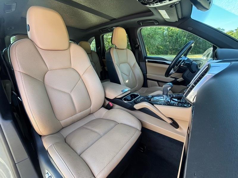 Porsche Cayenne  2018