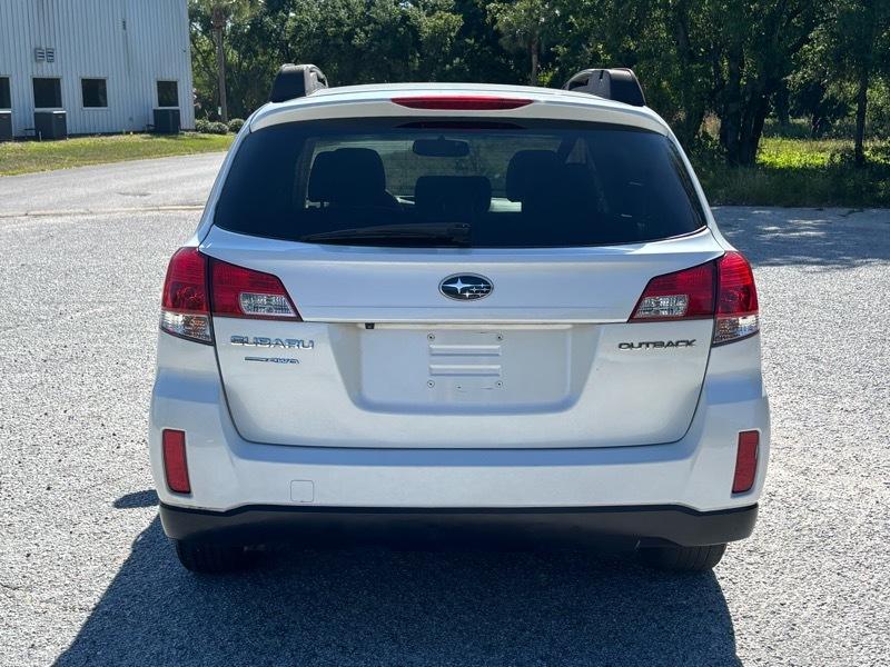 Subaru Outback 2.5i Premium 2013