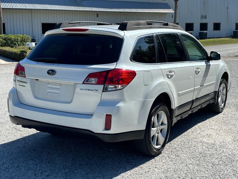 Subaru Outback 2.5i Premium 2013