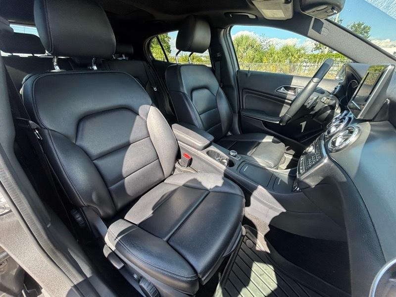 Mercedes-Benz GLA-Class GLA250 4MATIC 2016