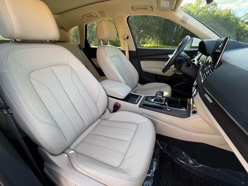 Audi Q5 2.0T Premium Plus quattro 2022