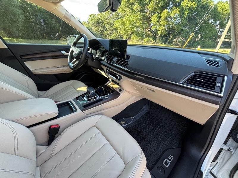 Audi Q5 2.0T Premium Plus quattro 2022