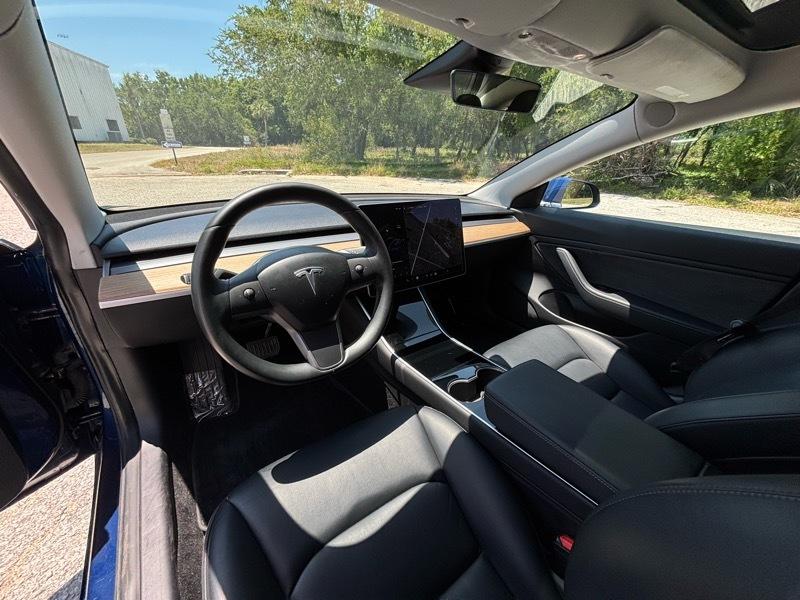 Tesla Model 3 Long Range 2019