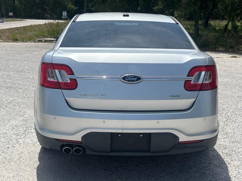 Ford Taurus SEL 2010