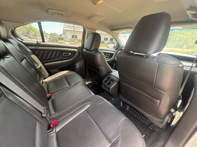 Ford Taurus SEL 2010