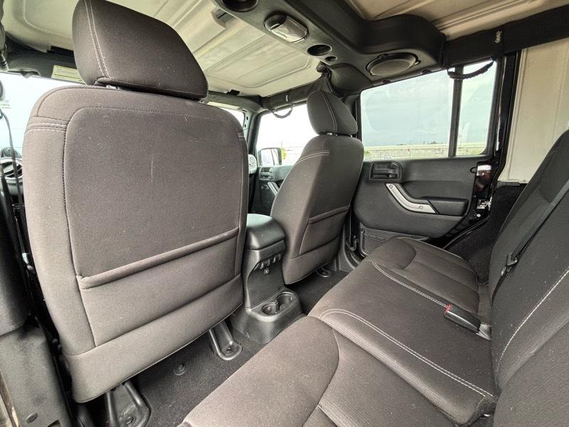 Jeep Wrangler Unlimited Rubicon 4WD 2014