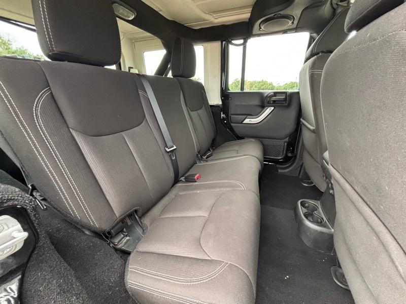 Jeep Wrangler Unlimited Rubicon 4WD 2014