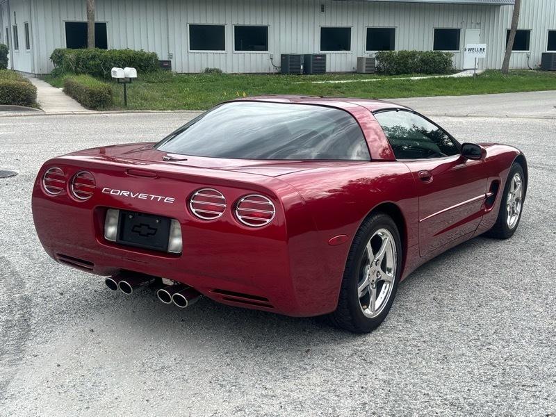 Chevrolet Corvette Coupe 2004