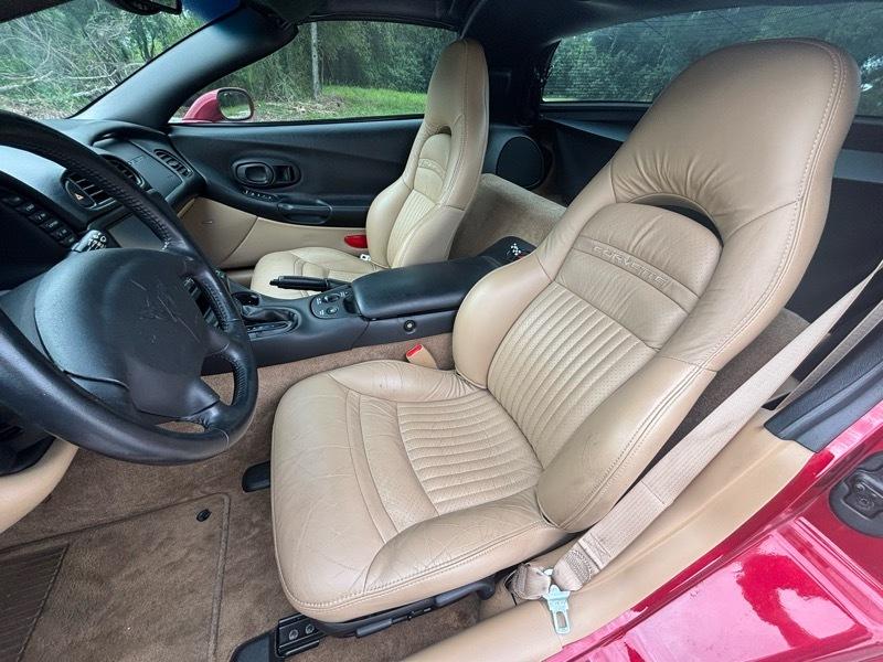 Chevrolet Corvette Coupe 2004
