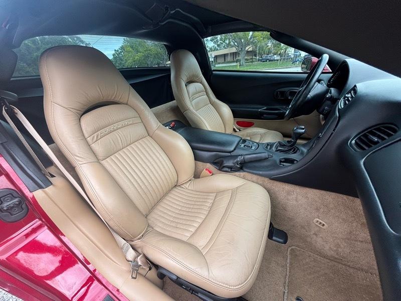 Chevrolet Corvette Coupe 2004