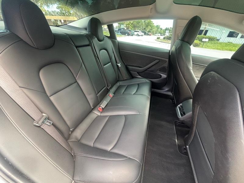 Tesla Model 3 Standard Range Plus 2020