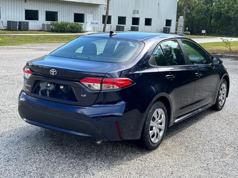 Toyota Corolla LE 2022